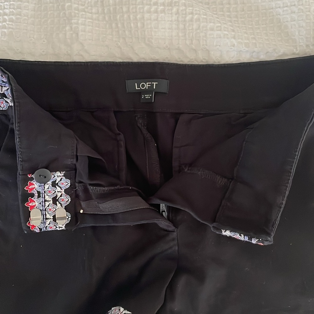 Loft shorts - Picture 3 of 3